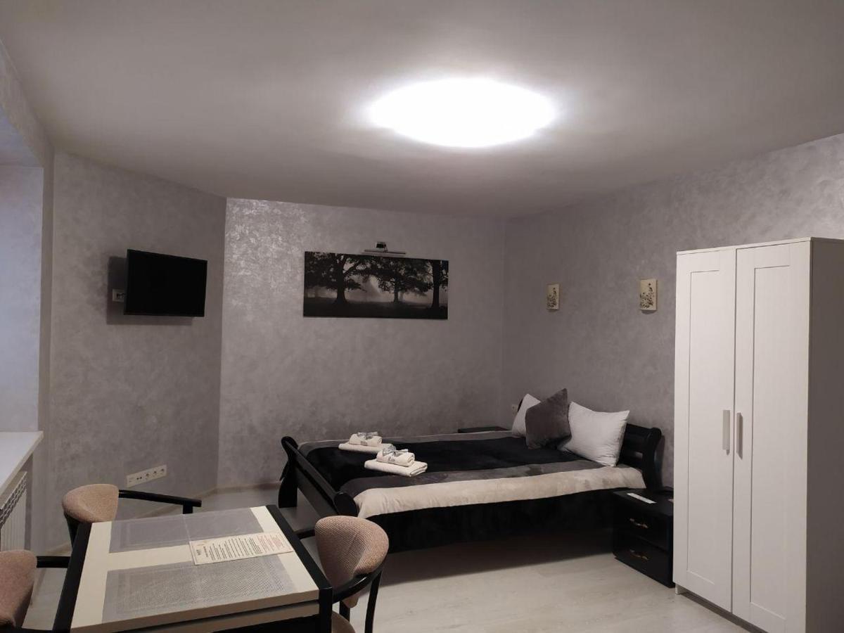 Ferienwohnung RynOK 25 Modern Lviv Center Exterior foto
